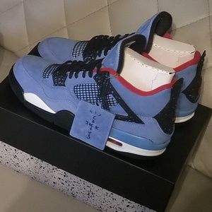 Travis scott jordan 4